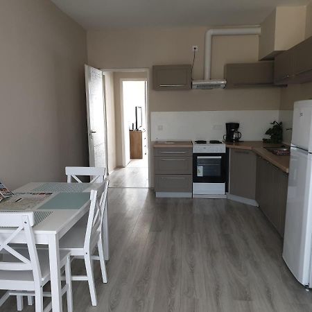 Chill House Apartman Eger Esterno foto