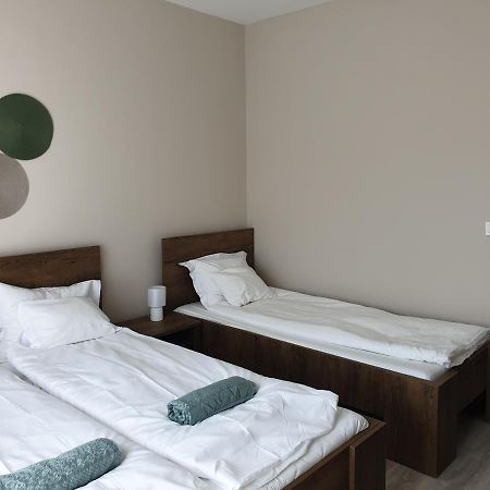 Chill House Apartman Eger Esterno foto