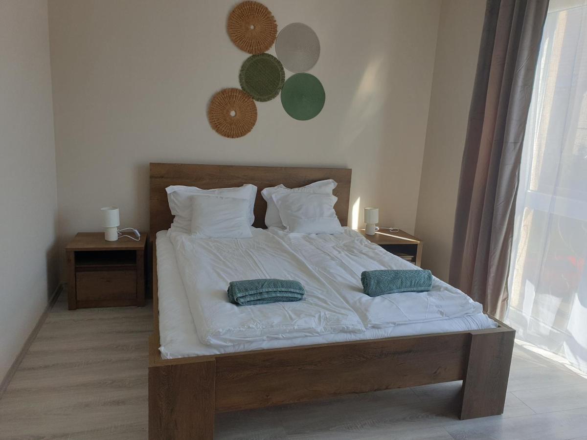 Chill House Apartman Eger Esterno foto
